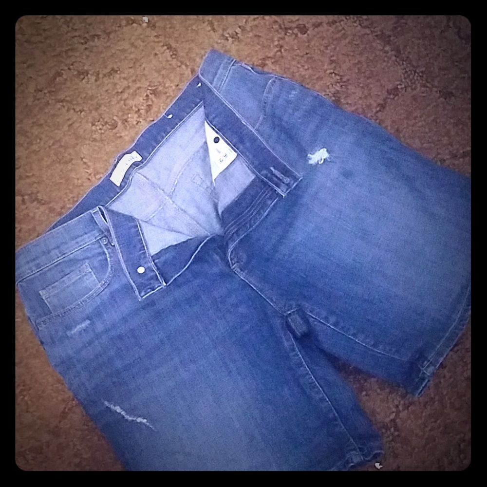 LOFT Bermuda shorts